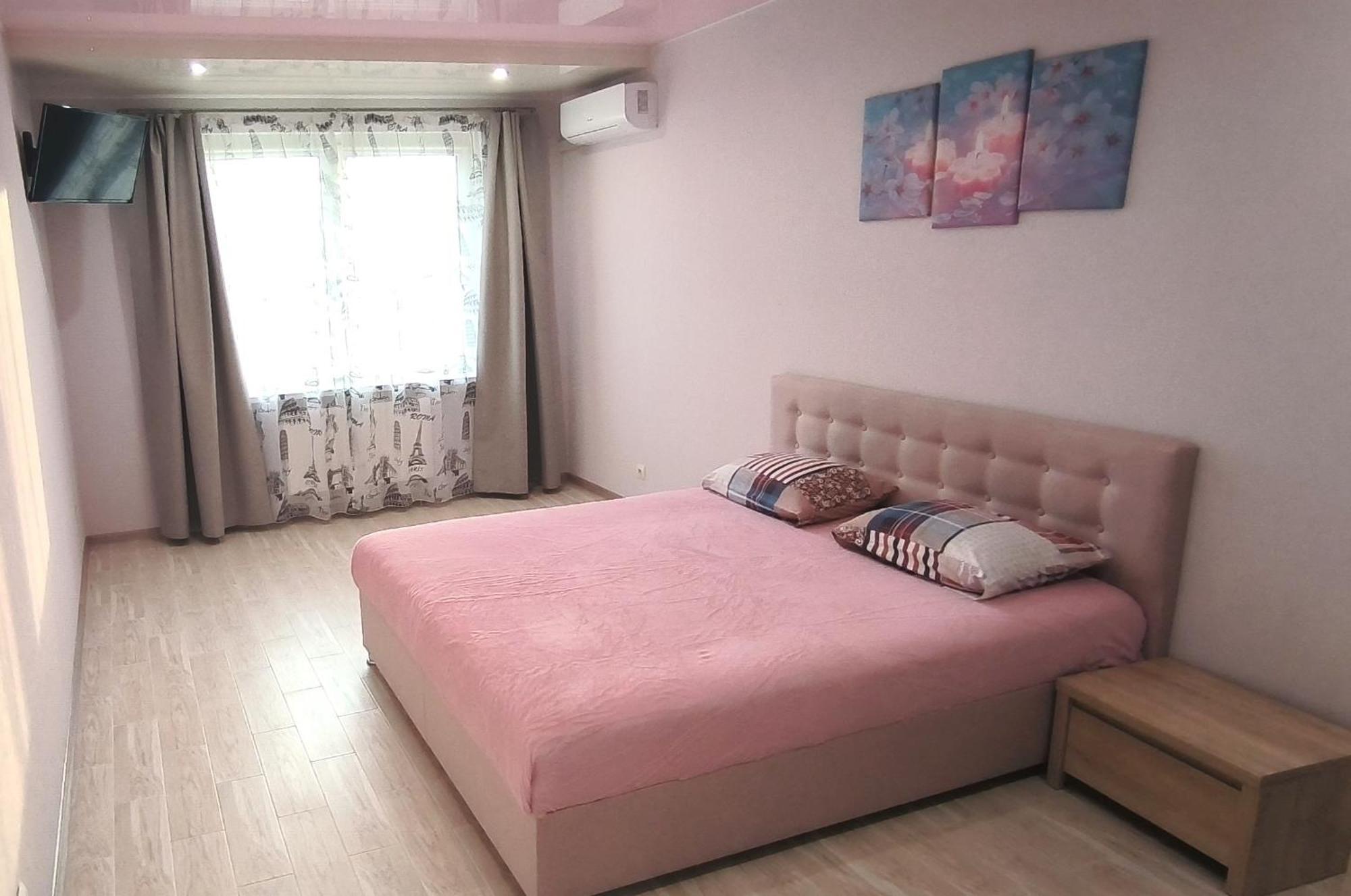 קייב Apartment Near Metro Pozniaky מראה חיצוני תמונה