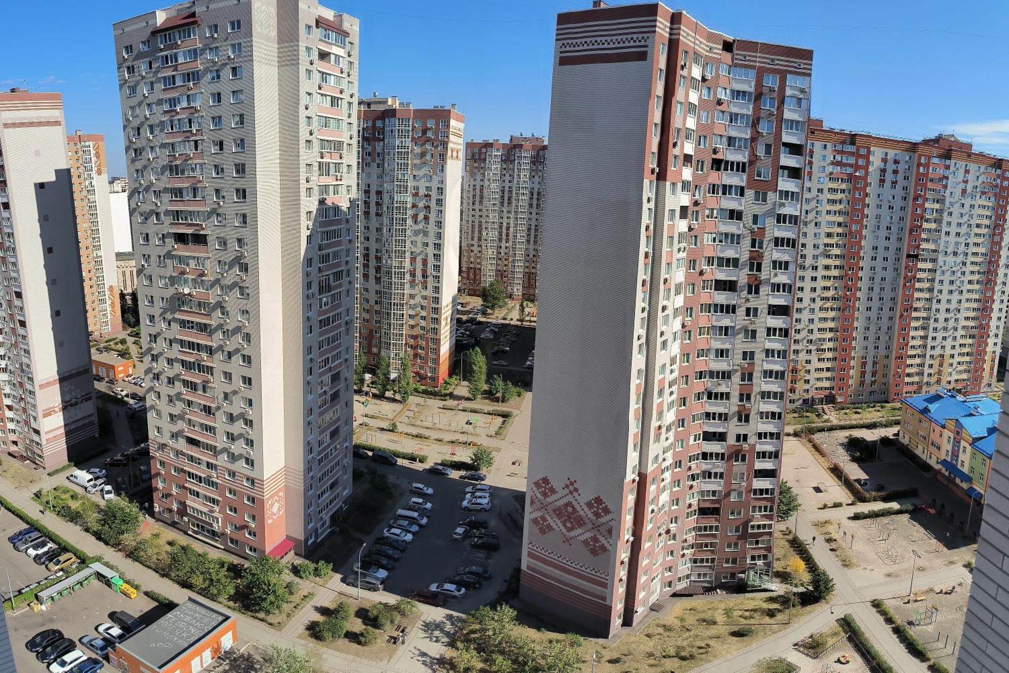 קייב Apartment Near Metro Pozniaky מראה חיצוני תמונה
