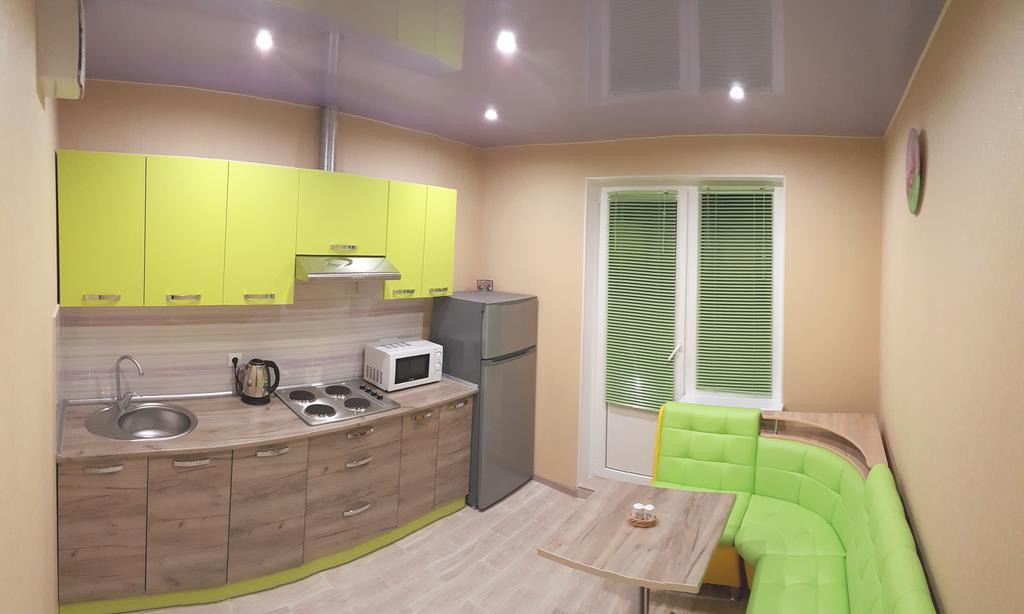 קייב Apartment Near Metro Pozniaky מראה חיצוני תמונה