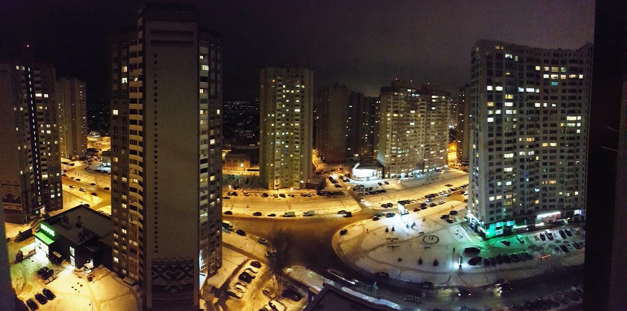קייב Apartment Near Metro Pozniaky מראה חיצוני תמונה